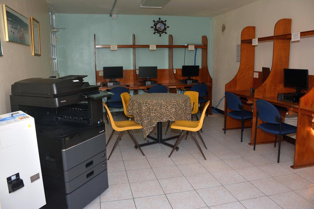 Hostal Universitario San Germán Exteriér fotografie